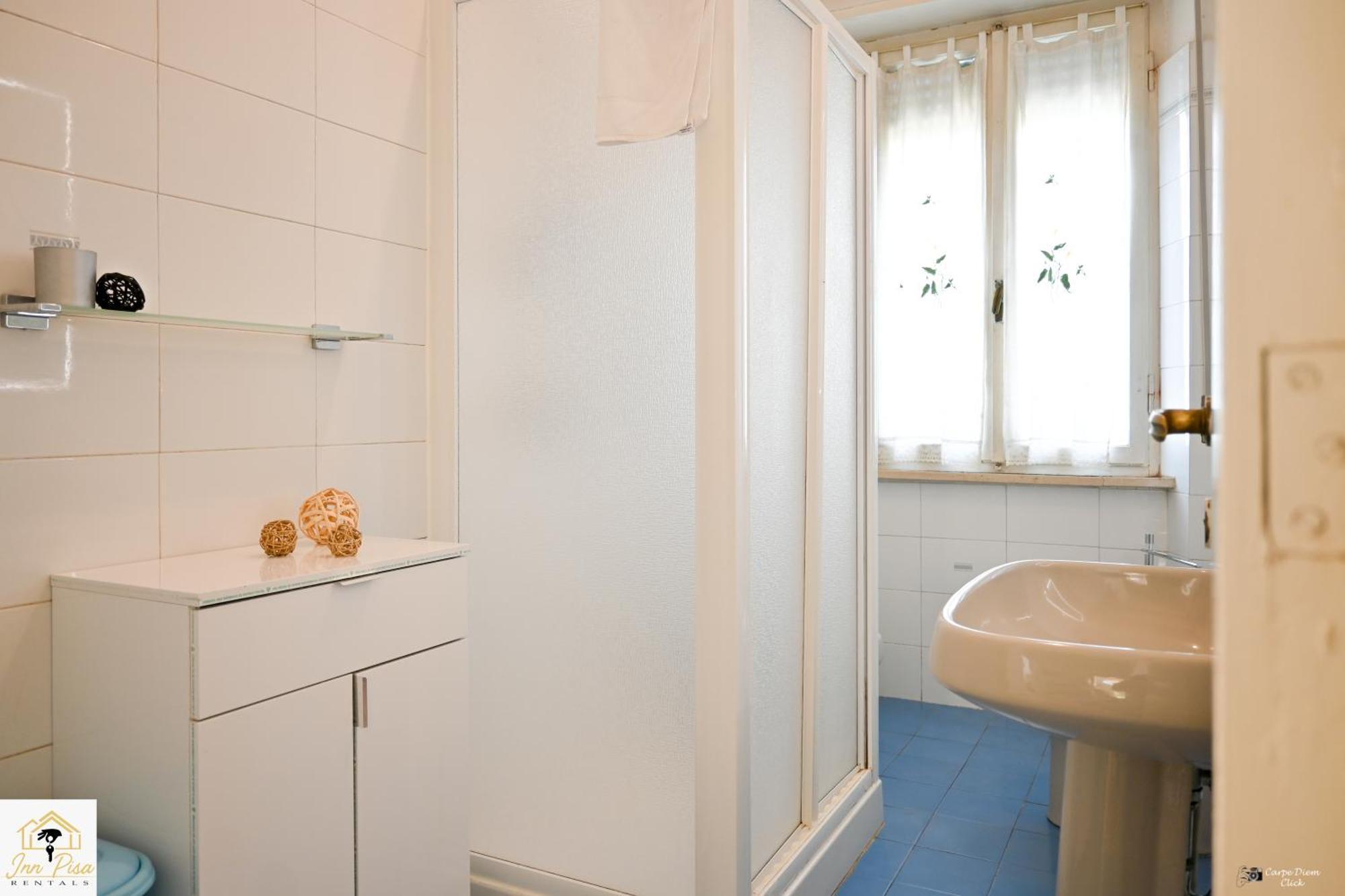 2 - Sunny Corner Flat Appartement *