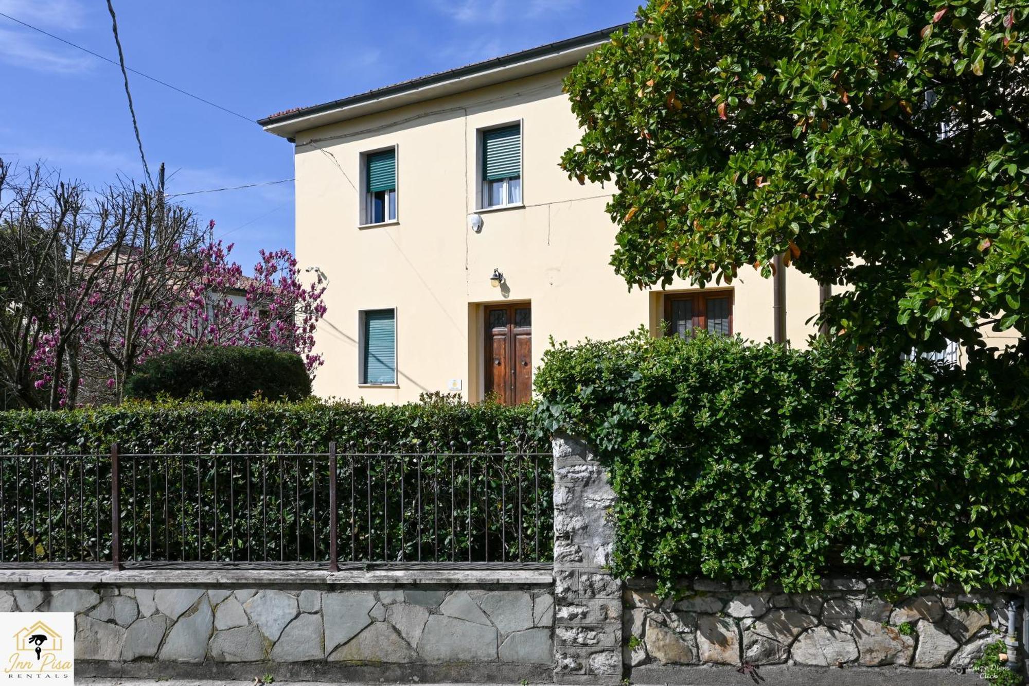 2 - Sunny Corner Flat Appartement *